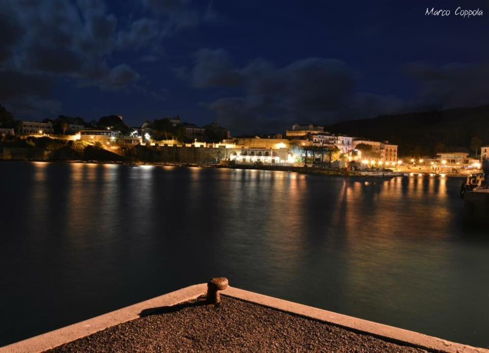 Quasi In Porto Rooms Castellabate Bagian luar foto