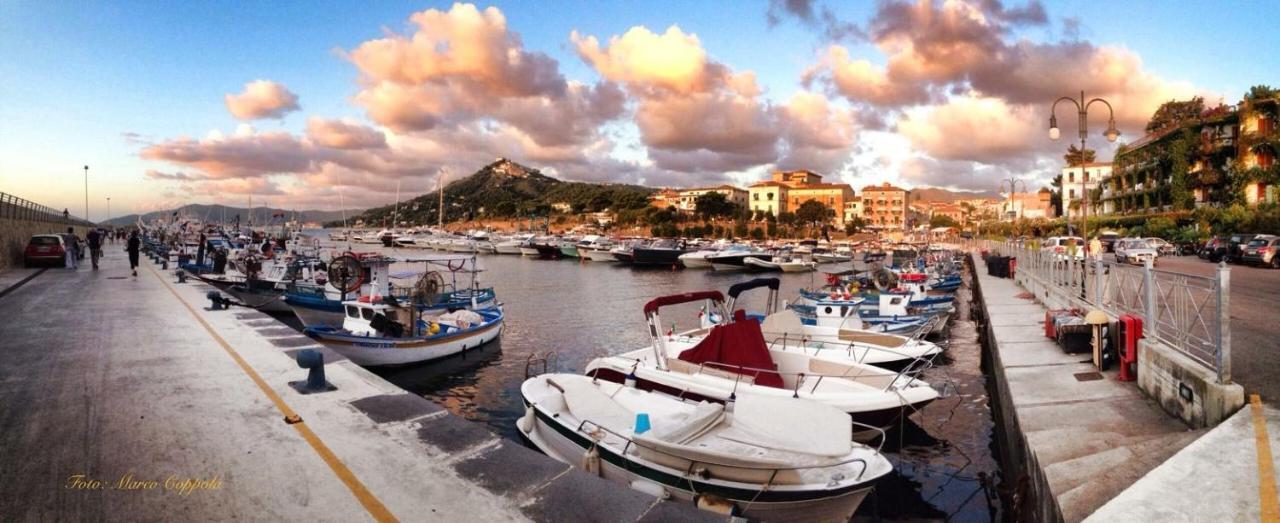 Quasi In Porto Rooms Castellabate Bagian luar foto